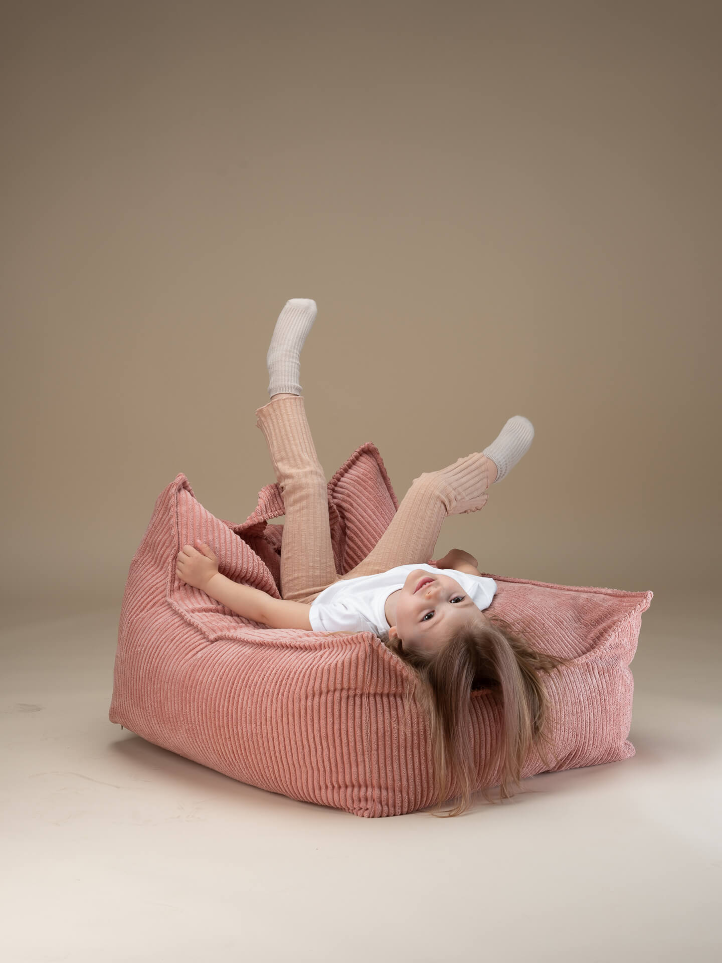 Wigiwama Sitzsack Stuhl - Pink Mousse Rib – Bild 2