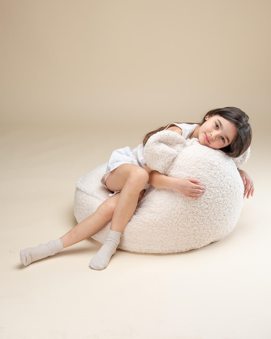 Wigiwama Sitzsack Bär - Cremeweißer Teddy – Bild 4