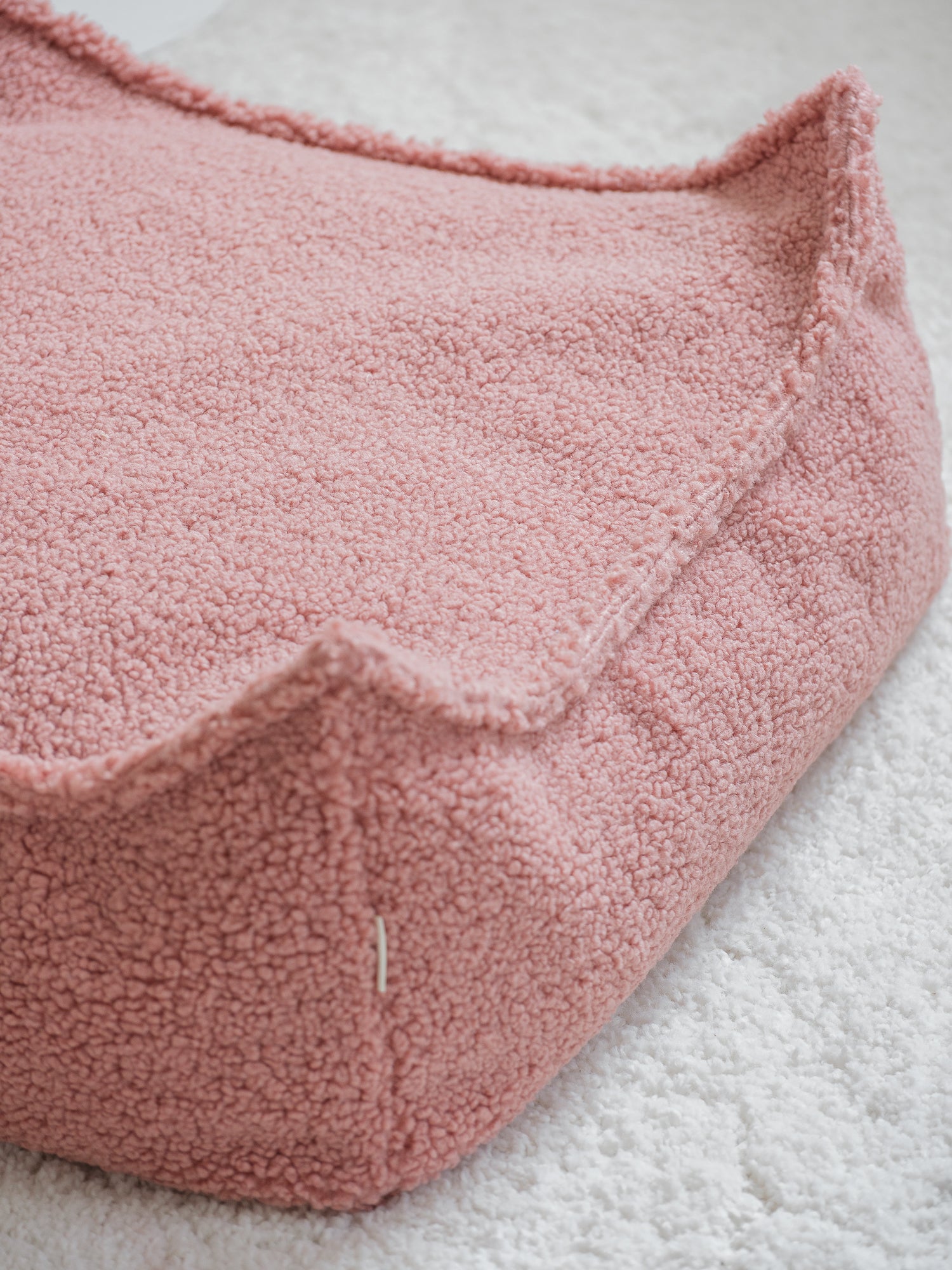 Wigiwama Pouf Square - Pink Guava Teddy – Bild 2