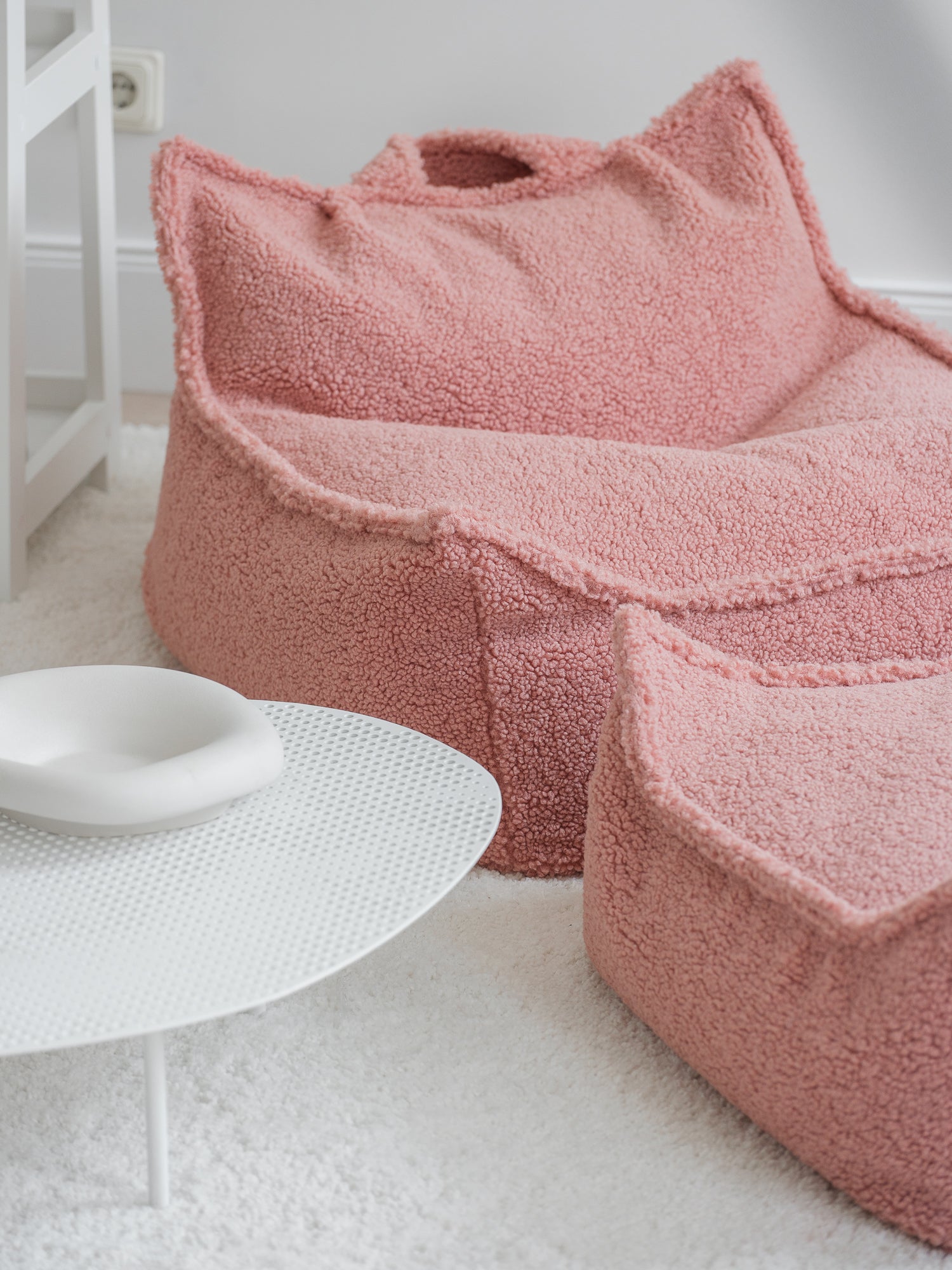 Wigiwama Sitzsack Stuhl - Pink Guava Teddy – Bild 3