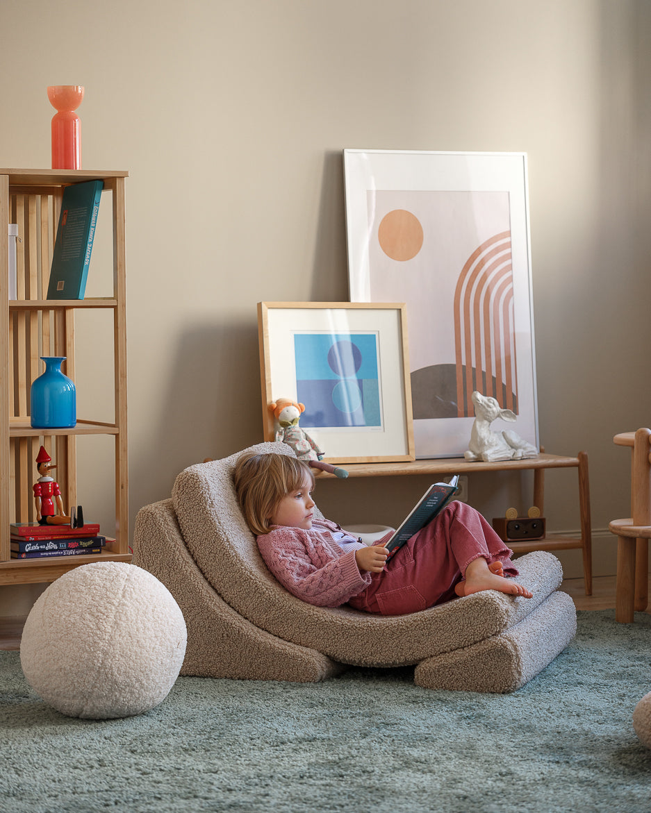 Wigiwama Moon Chair - Biscuit Teddy – Bild 3