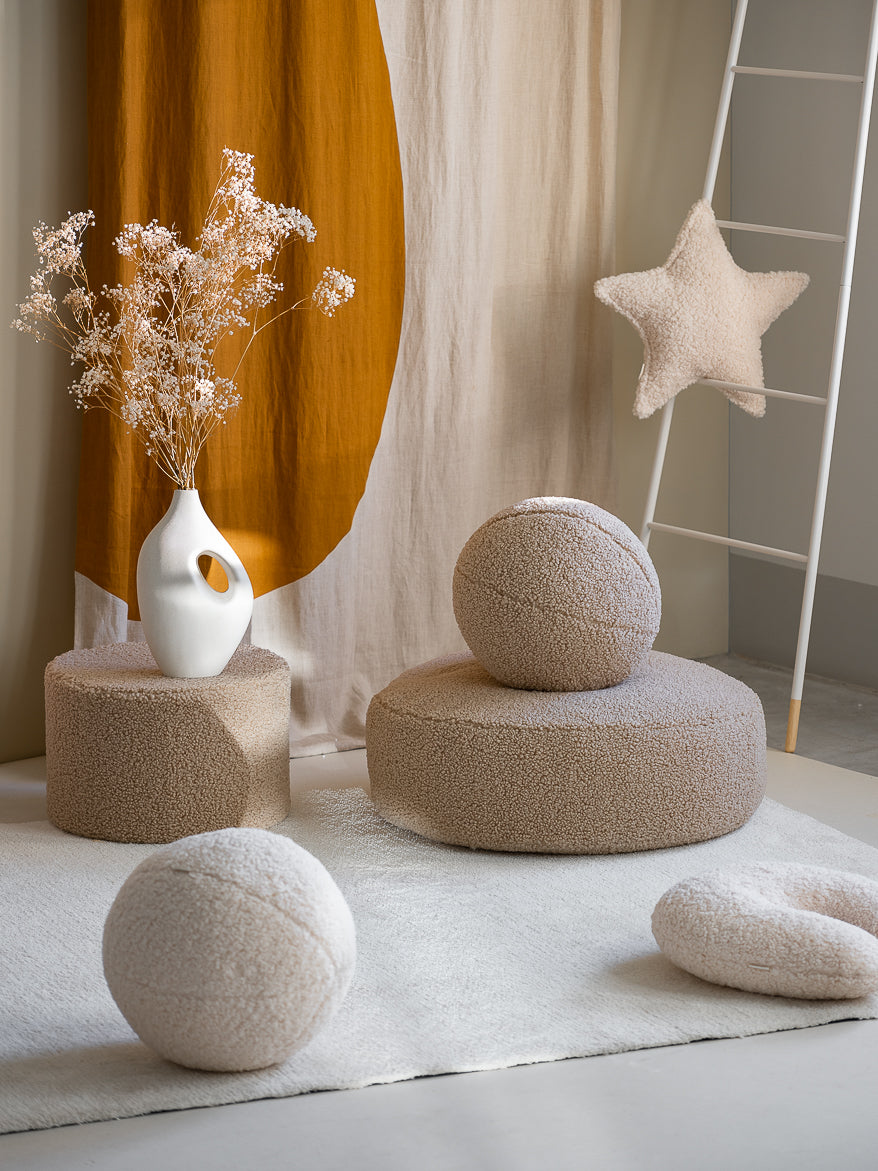 Wigiwama Pouf Rund - Biscuit Teddy – Bild 4