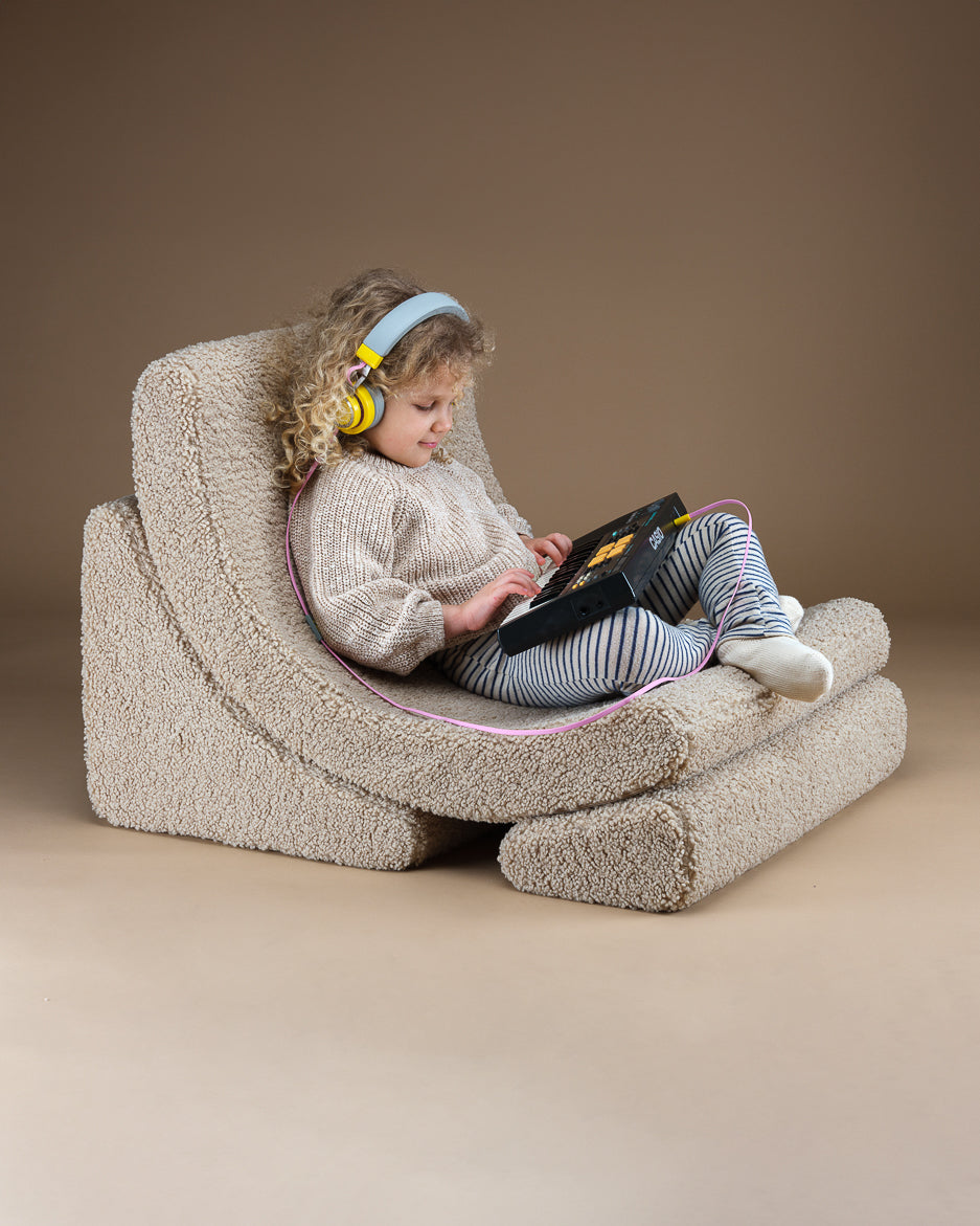 Wigiwama Moon Chair - Biscuit Teddy – Bild 5